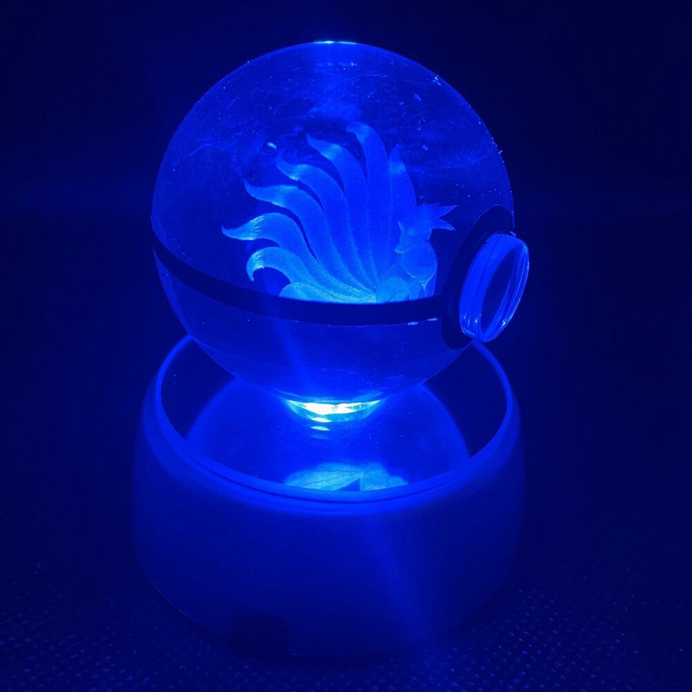 Ninetales ~ Pokemon 3D Crystal Pokeball with Color Changing LED Light Base